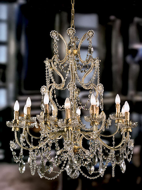 18 - Light Candle Style Classic / Traditional Chandelier