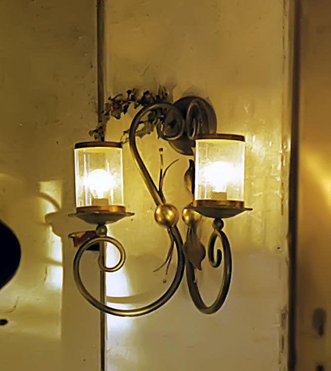 2-Light Armed Sconce