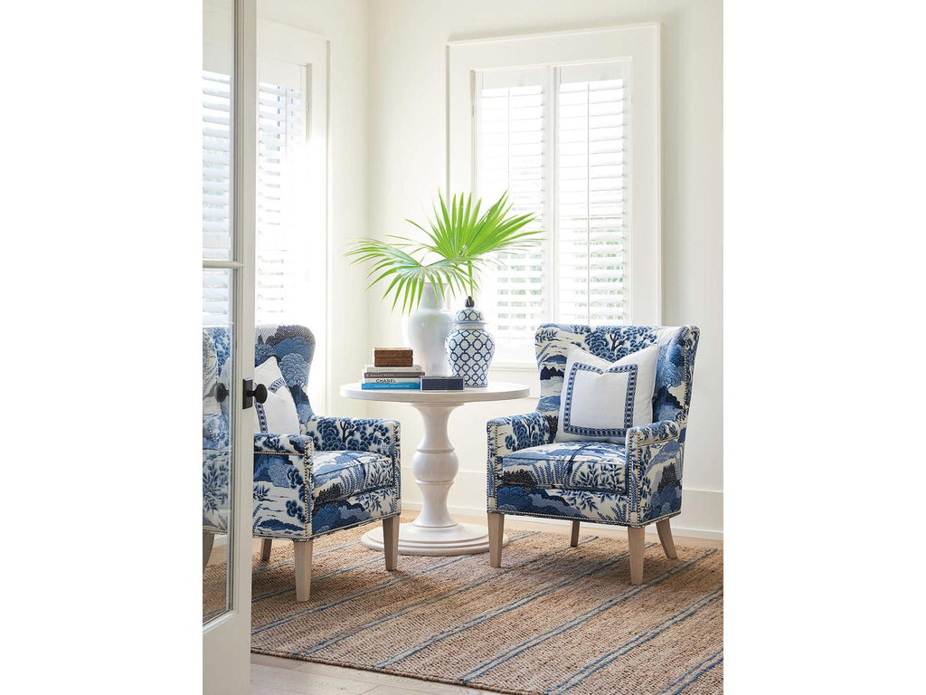 Corona Del Mar Round 36-Inch Dining Table in Sailcloth Finish