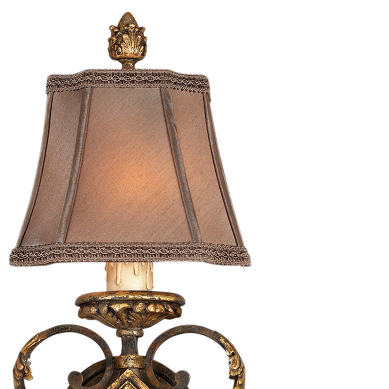 Castile 1 - Light Wallchiere