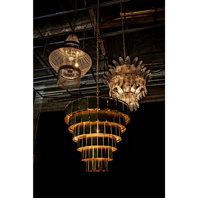 King 4 - Light Chandelier