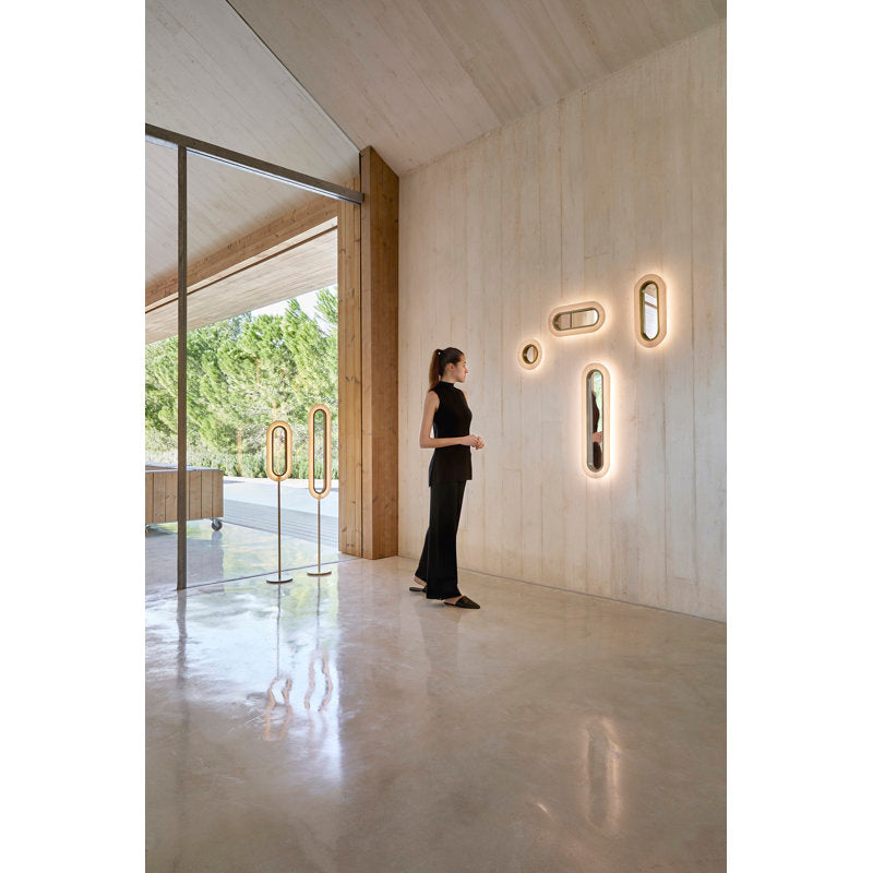 Lens 1 - Light LED Wallchiere