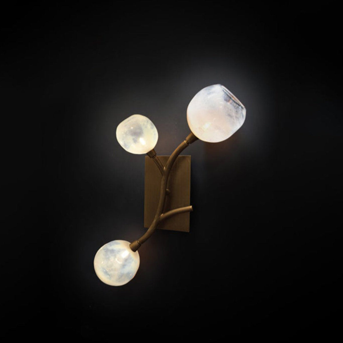 Lucia 3 - Light Wallchiere