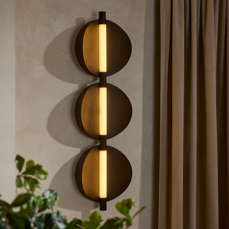 Luna 3 - Light LED Flush Mounted Sconce