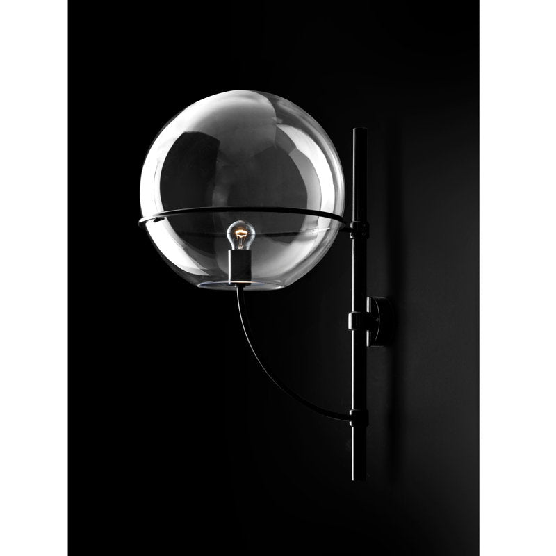 Lyndon 1 - Light Armed Sconce
