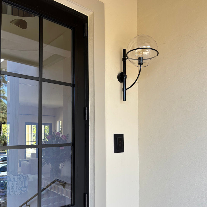 Lyndon 1 - Light Armed Sconce