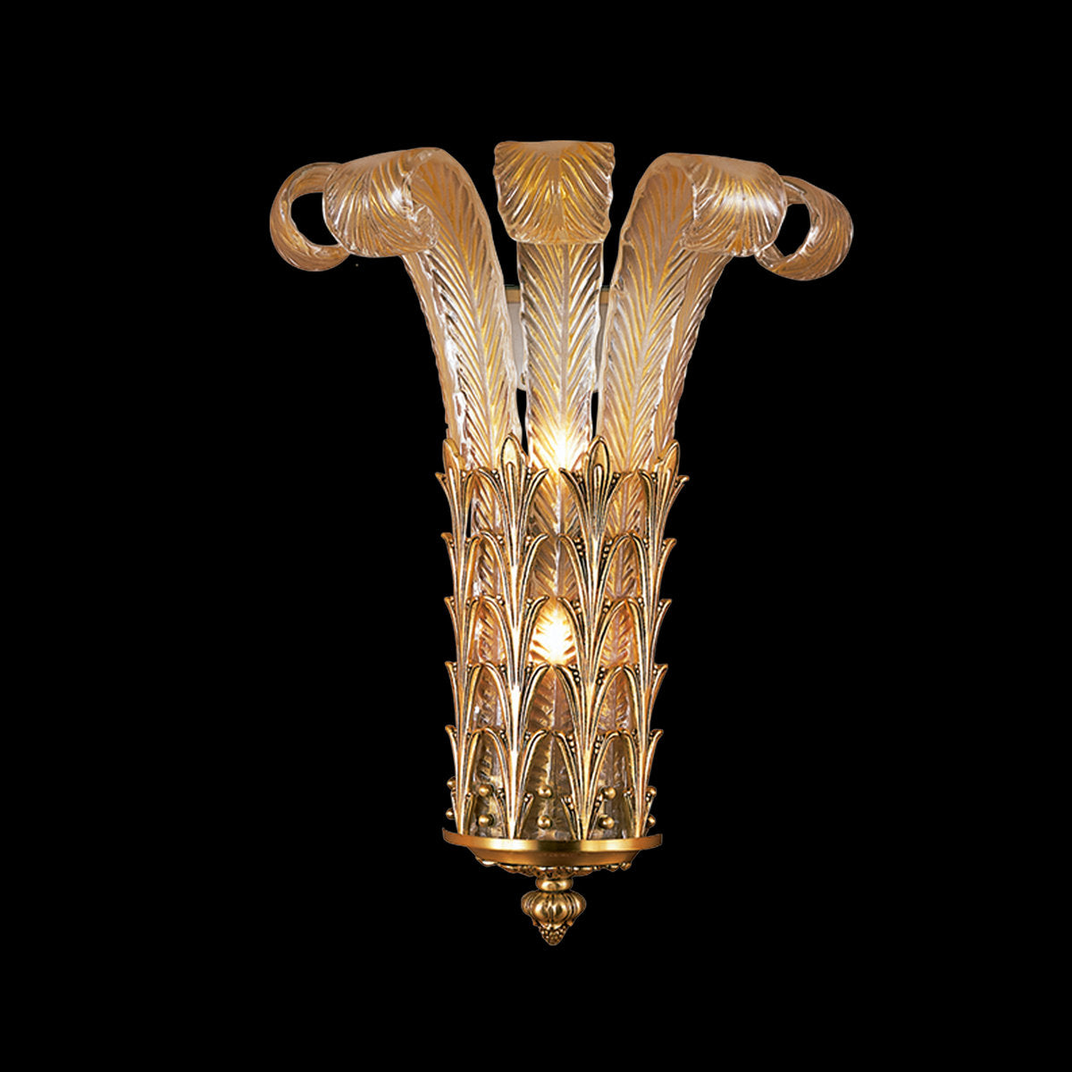 Mariner Luxury Armed Sconce