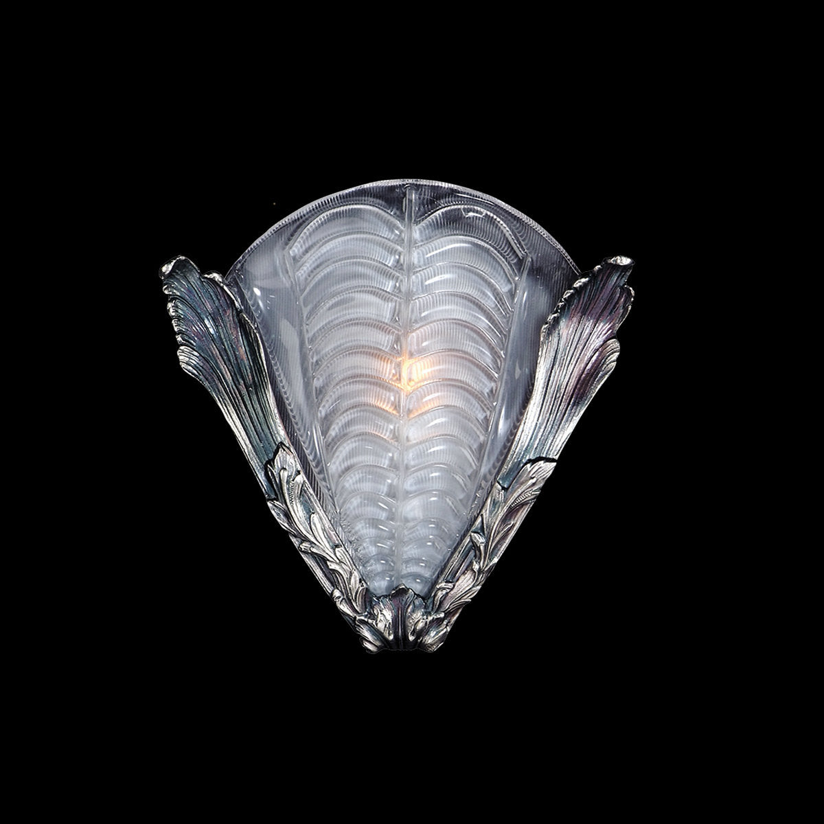 Mariner Luxury Armed Sconce
