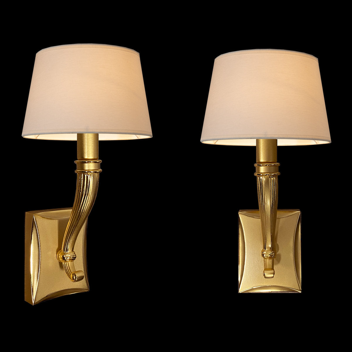 Mariner Luxury Armed Sconce
