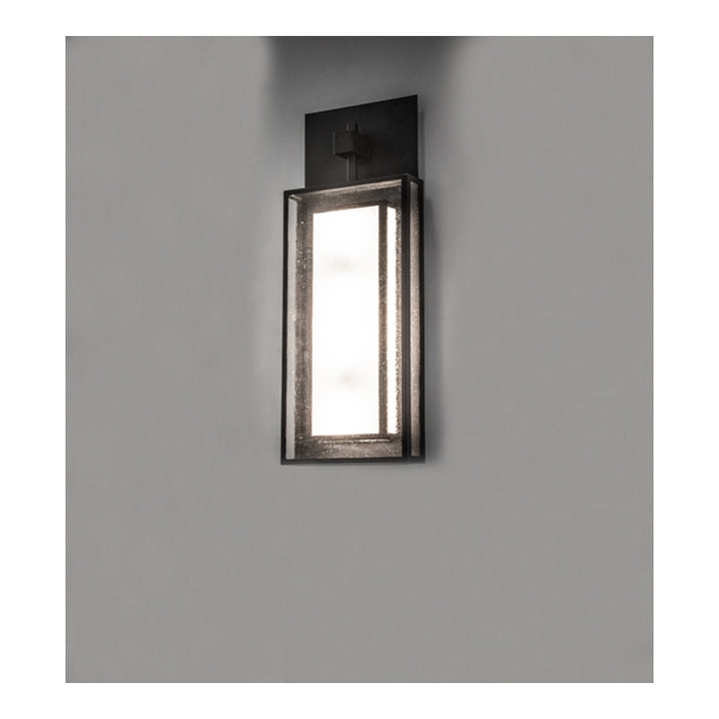 Quadrato 4 - Light Armed Sconce