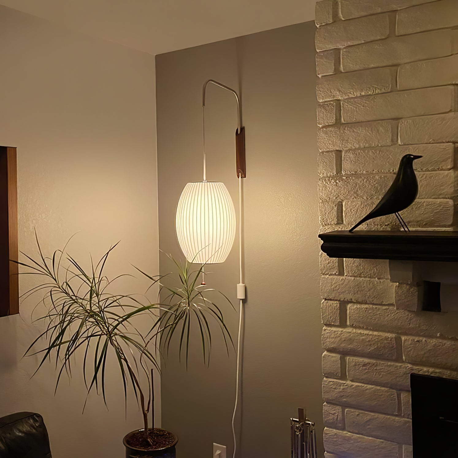 Bubble Ball Adjustable Wall Sconce / ∅ 11.8″ x H 11.8″ / Dia 30cm x H 30cm / White & Walnut / UK Plug