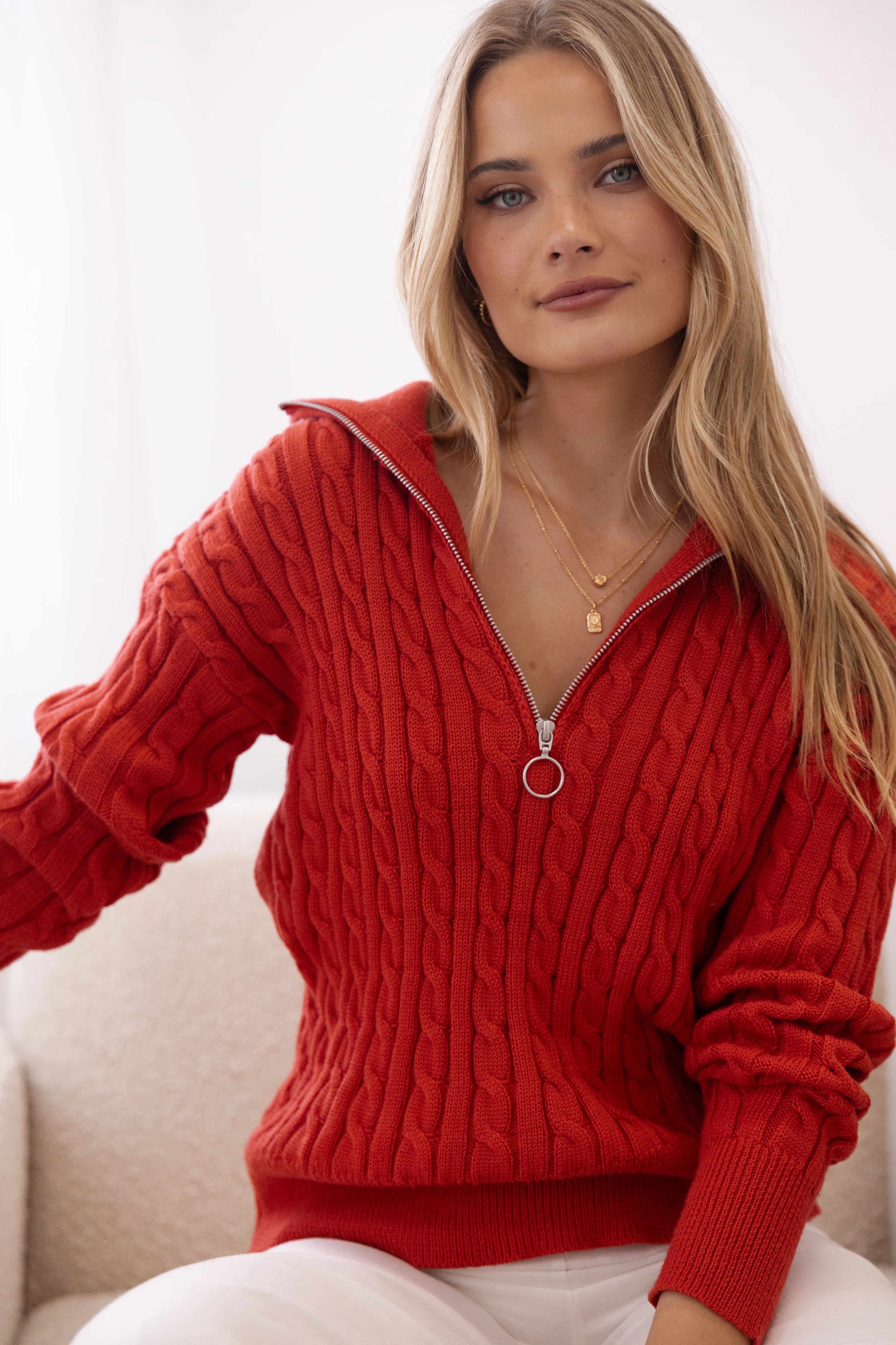 frida-quarter-zip-knit-sweater-red-01_328cb7f9-d07b-4be3-803e-27ca86cf883c.jpg