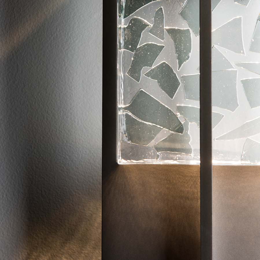 Hubbardton Forge Shard 21" Tall LED Outdoor Wall Sconce