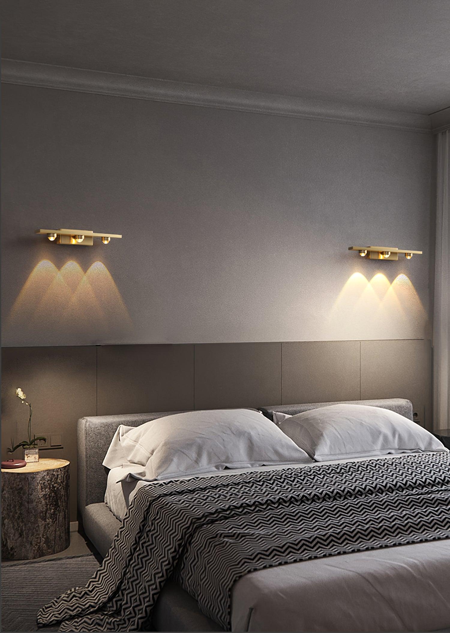 Kent Minimalist LED Halo Wall Light / L 23.6″ x W 2.4″ x H 1.9″ Set Of 2 / Brass & Transparent / Warm White